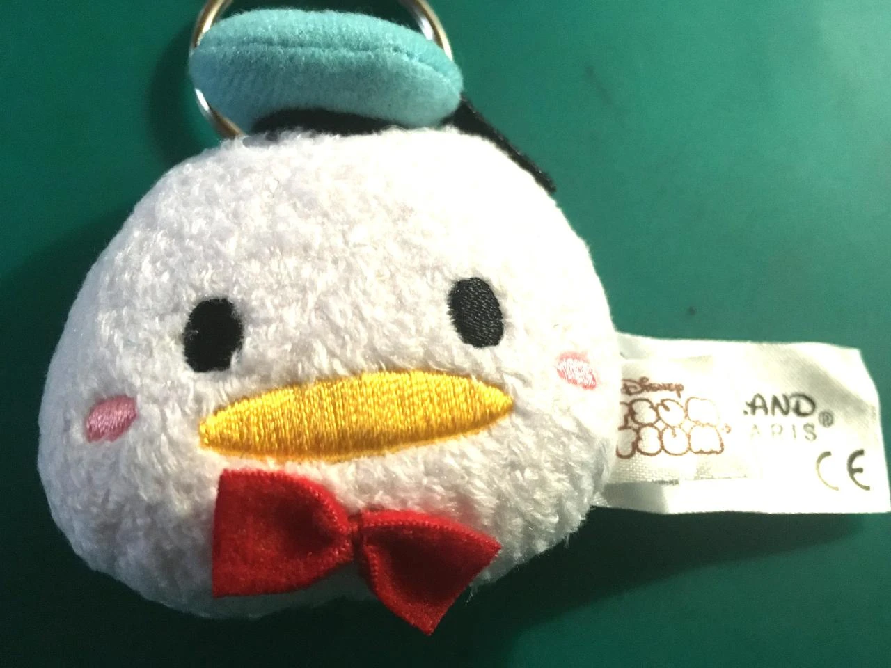 Porte clés disney disneyland paris : Peluche Donald Tsum Tsum